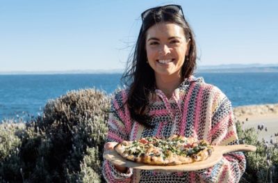 Vem aí, a terceira temporada de “Comidas de Praia com Katie lee” no FOOD NETWORK