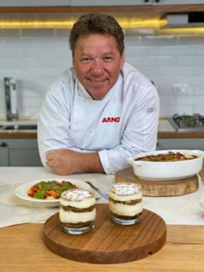 Nhoque com Molho Pesto e Tiramisú, by chef Claude Troisgros