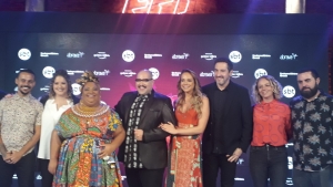 Tiago Abravanel recebe a imprensa nos estúdios de gravação e apresenta ‘Famílias Frente a Frente’, o novo reality do SBT