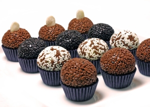 Brigadeiro, o docinho de festa mais famoso e apreciado pelos brasileiros