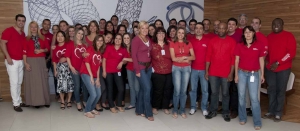 Go Red For Women - Paulistanos se vestem de vermelho para alertar sobre infarto em mulheres