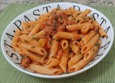 Penne ao molho bolonhesa especial