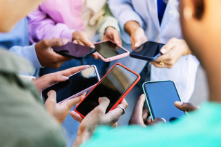 Agora &eacute; lei a proibi&ccedil;&atilde;o de celular nas escolas. Entenda!